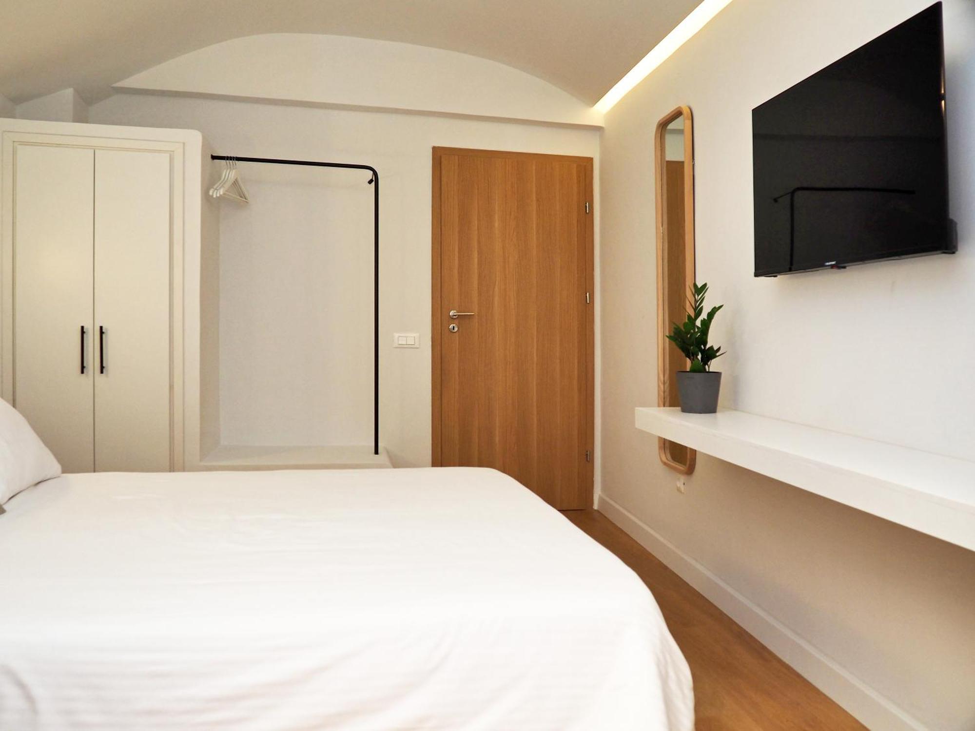 Times Elegant Rooms Ermoupoli Exterior photo